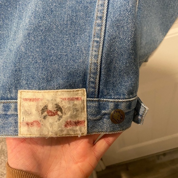Vintage Winnie The Pooh Denim jacket size large - Picture 2 of 11